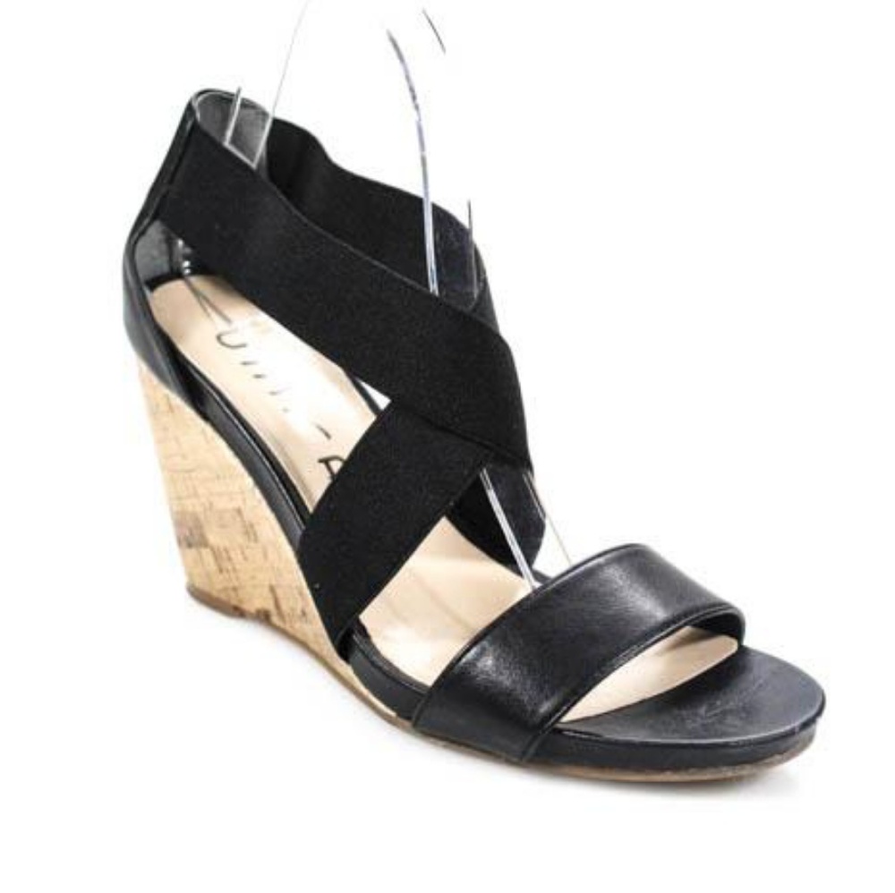 UNISA BLACK wedges 7.5